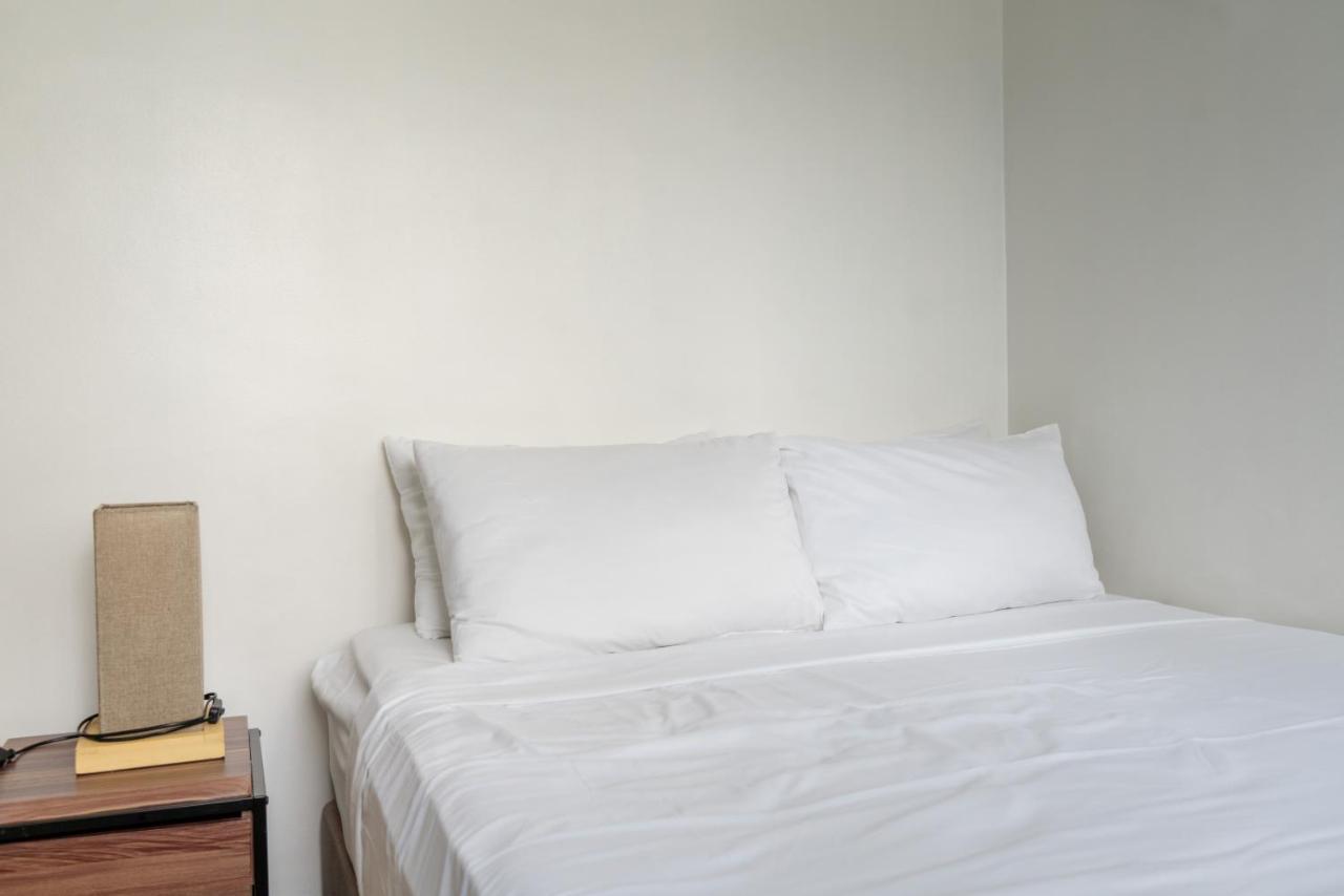 Prime Avant Bgc Location Apartments By Ph Staycation มะนิลา ภายนอก รูปภาพ