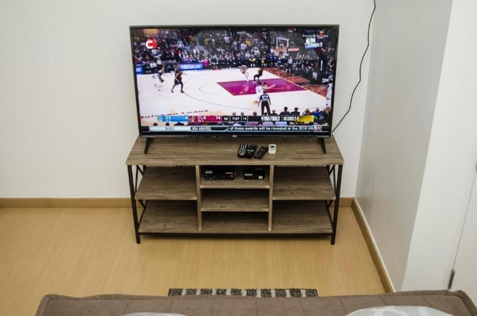 Prime Avant Bgc Location Apartments By Ph Staycation มะนิลา ภายนอก รูปภาพ