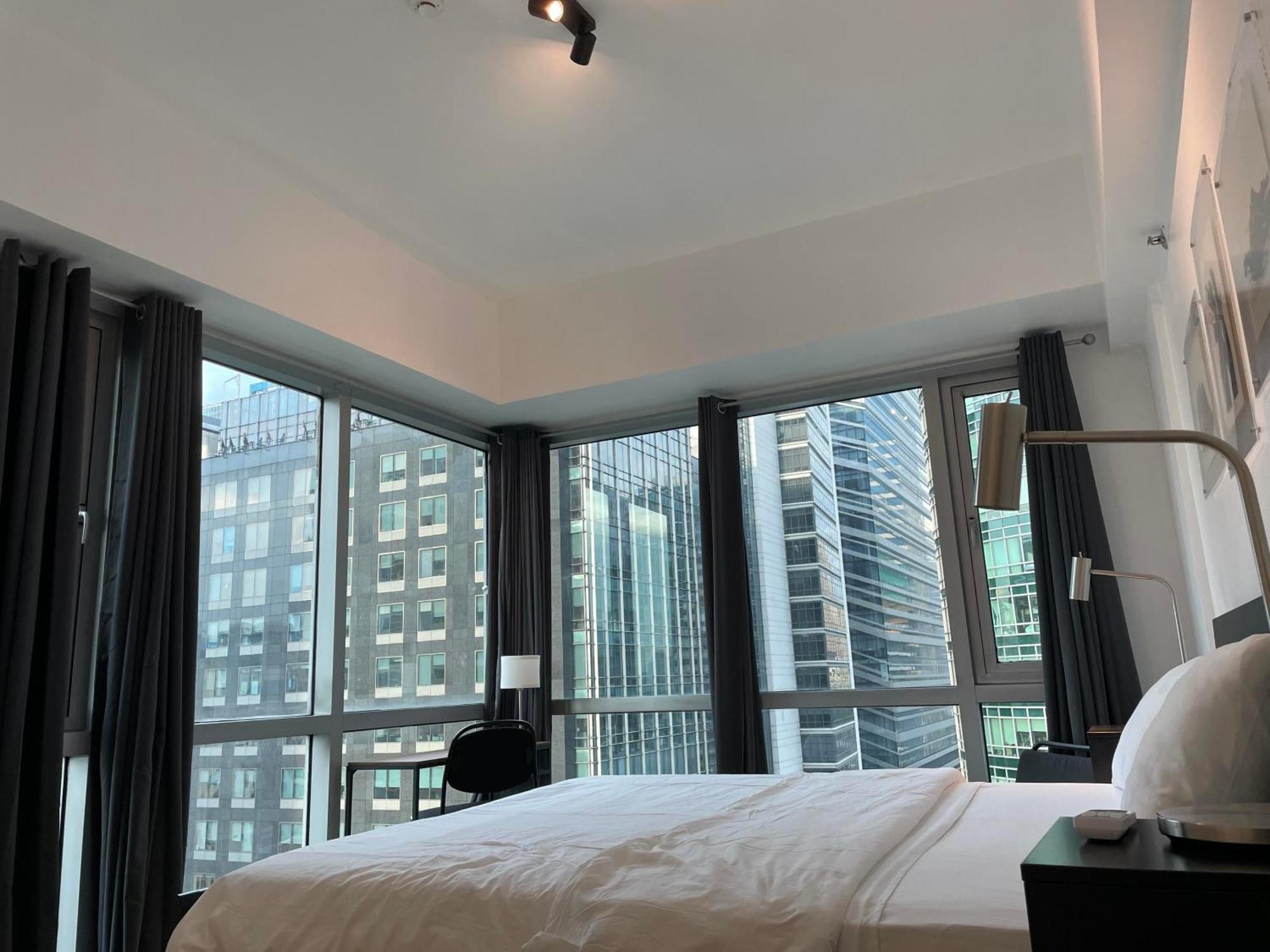 Prime Avant Bgc Location Apartments By Ph Staycation มะนิลา ภายนอก รูปภาพ