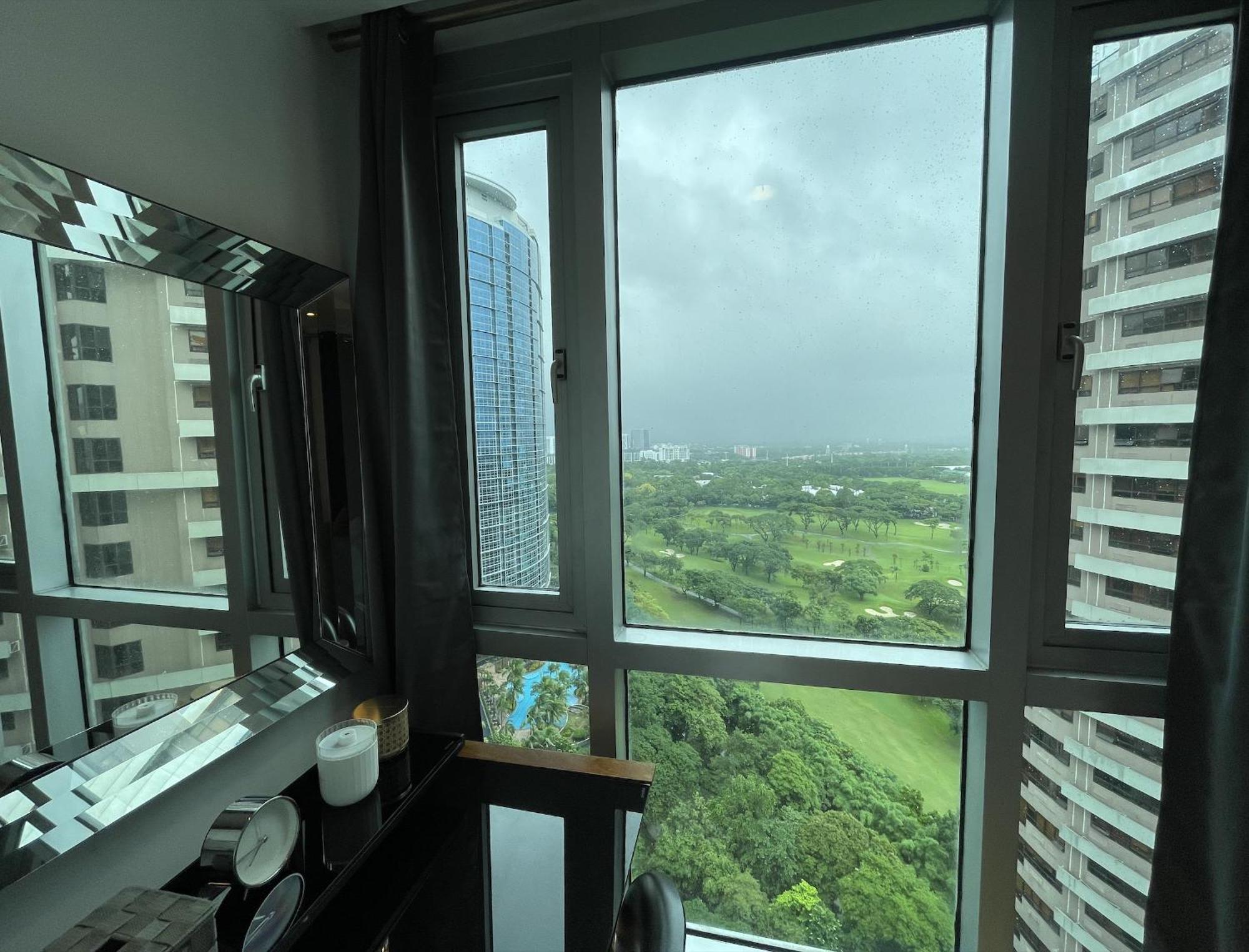 Prime Avant Bgc Location Apartments By Ph Staycation มะนิลา ภายนอก รูปภาพ