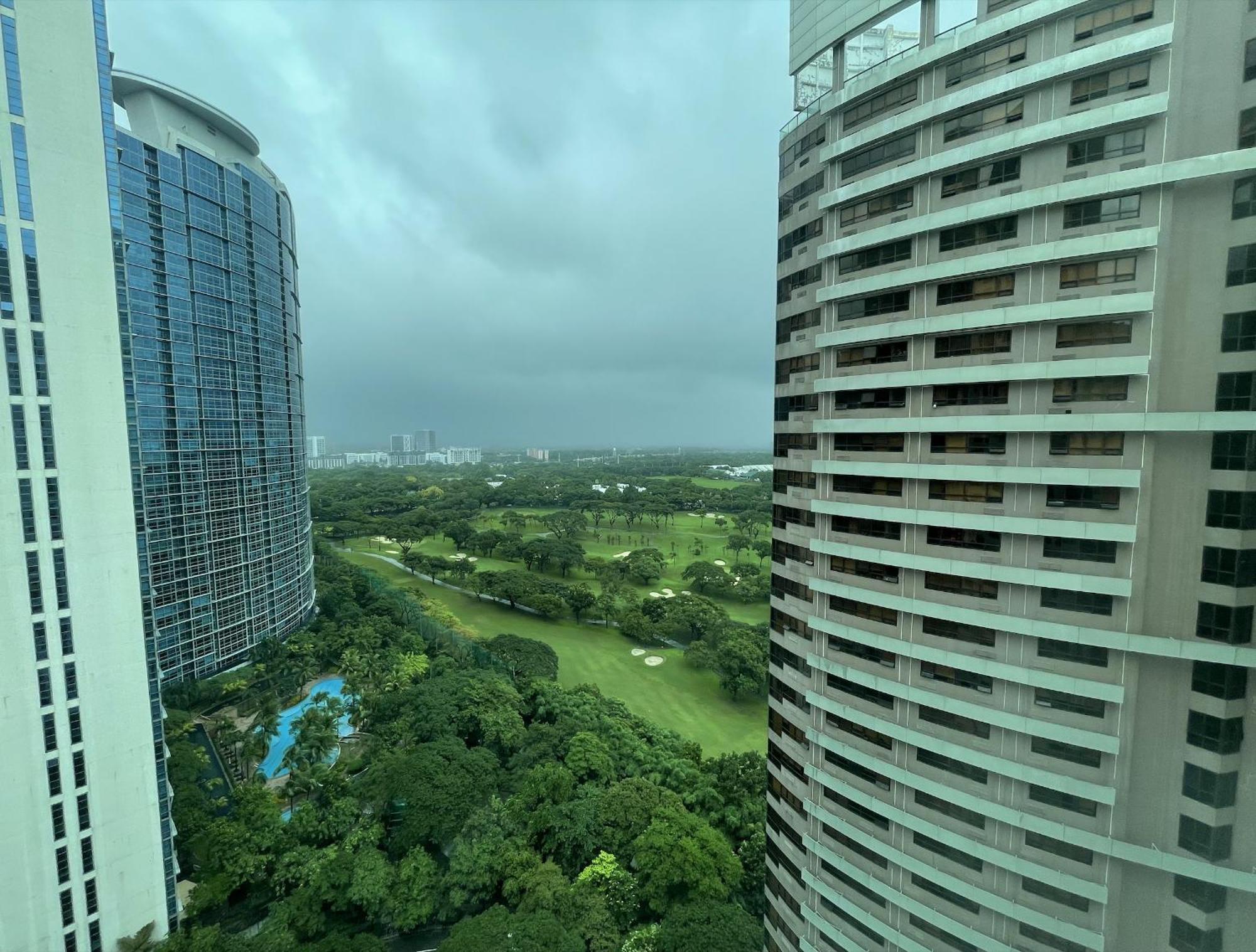 Prime Avant Bgc Location Apartments By Ph Staycation มะนิลา ภายนอก รูปภาพ