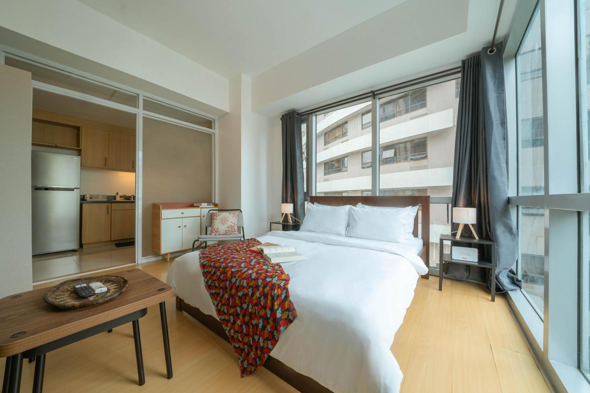 Prime Avant Bgc Location Apartments By Ph Staycation มะนิลา ภายนอก รูปภาพ